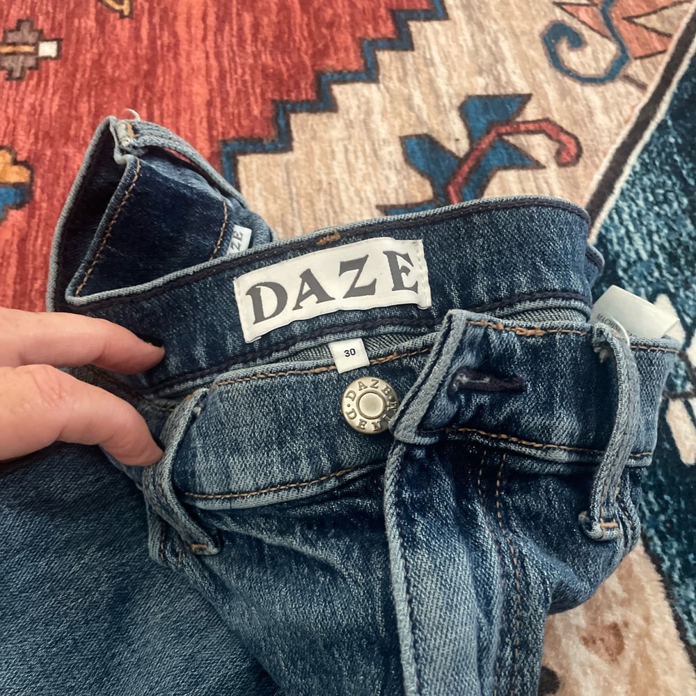 Daze Women's Classic Blue Straight Leg Jeans